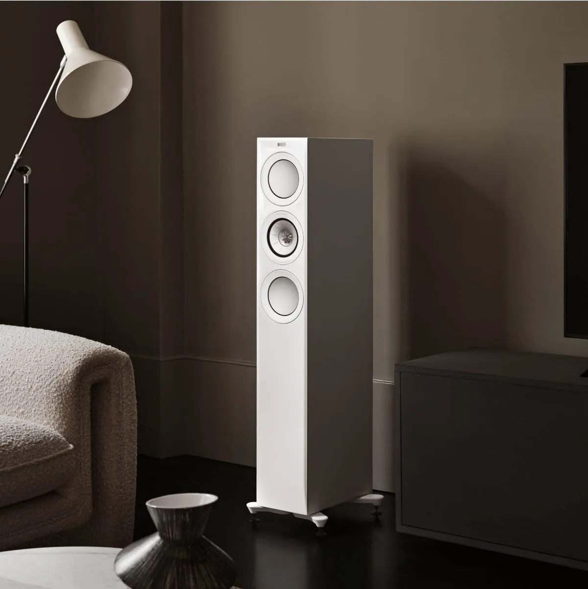 Kef R7 Meta Image