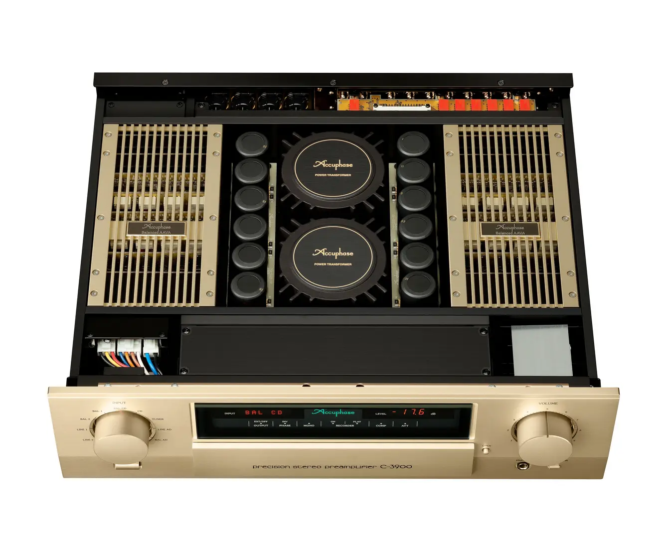 Accuphase C-57 Accuphase C-57 Ganancia y <strong>ruido</strong>