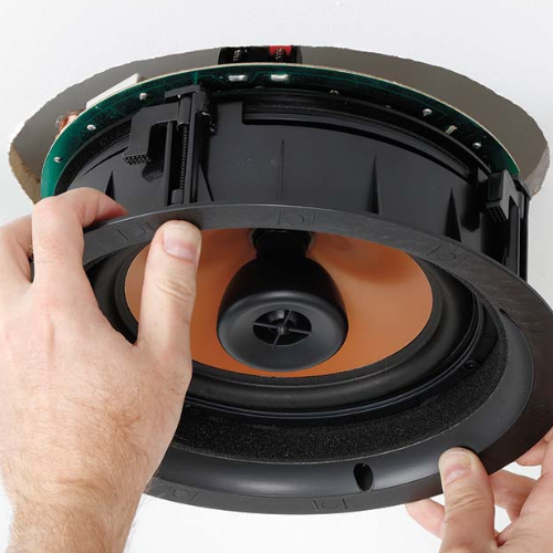 Altavoces de instalación