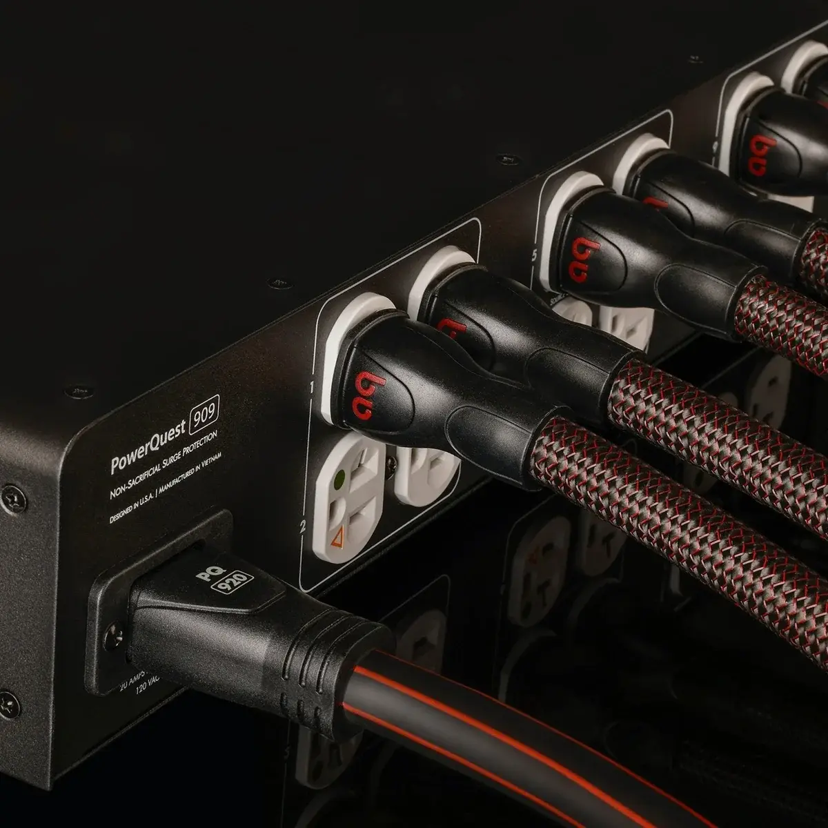 Audioquest PowerQuest 303 <strong>Diseño</strong> y cableado incluido