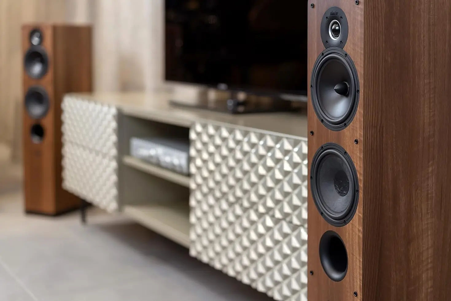 Indiana Line Tesi 561 <strong>Agudos</strong> precisos y detallados