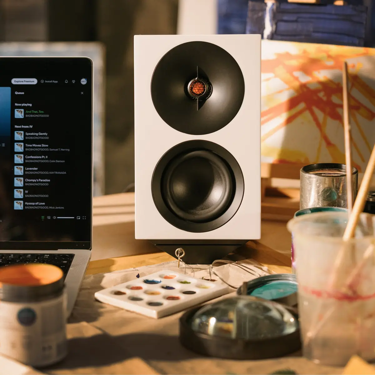 Cambridge Audio L/R S <strong>Diseño</strong> compacto para espacios reales