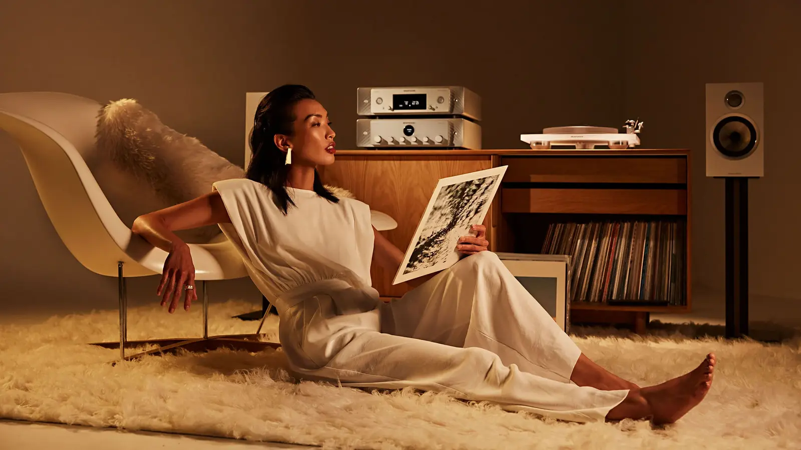 Marantz Model 30 <strong>Conexiones</strong> y construcción física