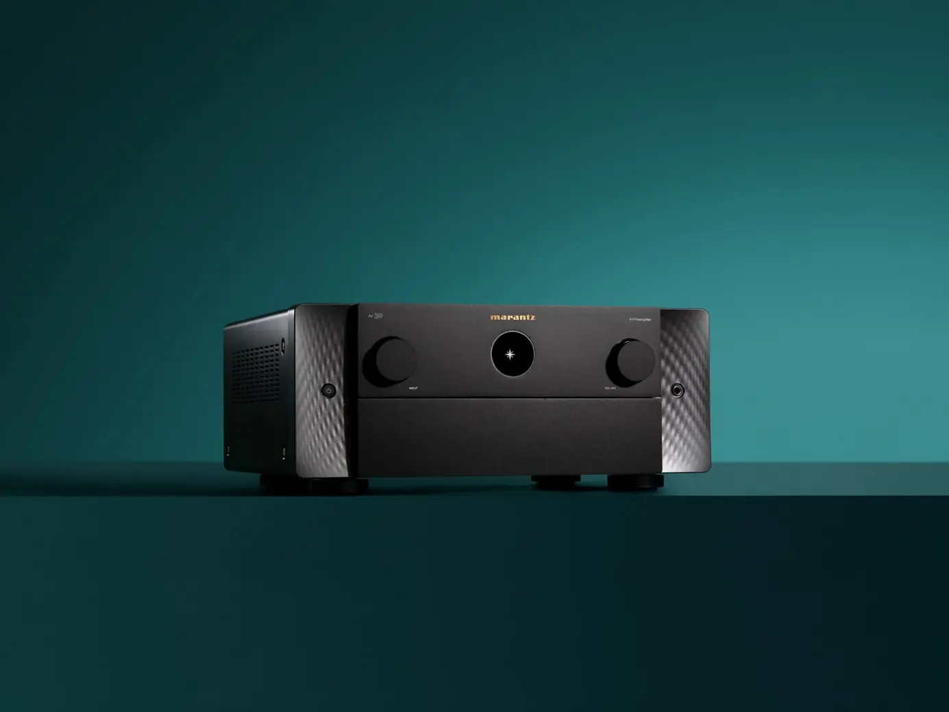 Marantz AV 30 Marantz AV 30 <strong>Streaming</strong>, zonas y giradiscos